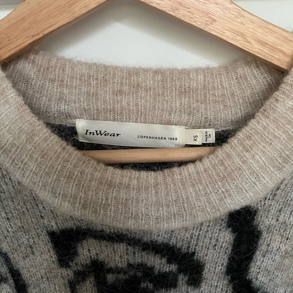 IN WEAR Cream & Black Face Design Alpaca Oversized Crewneck Knit Sweater XS - Picture 3 of 3